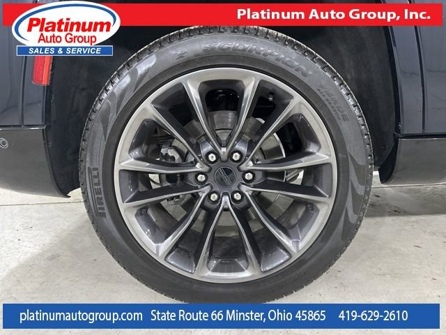 Used 2023 Jeep Grand Wagoneer L Series III w/ Rear Seat Video Group 1 image 7