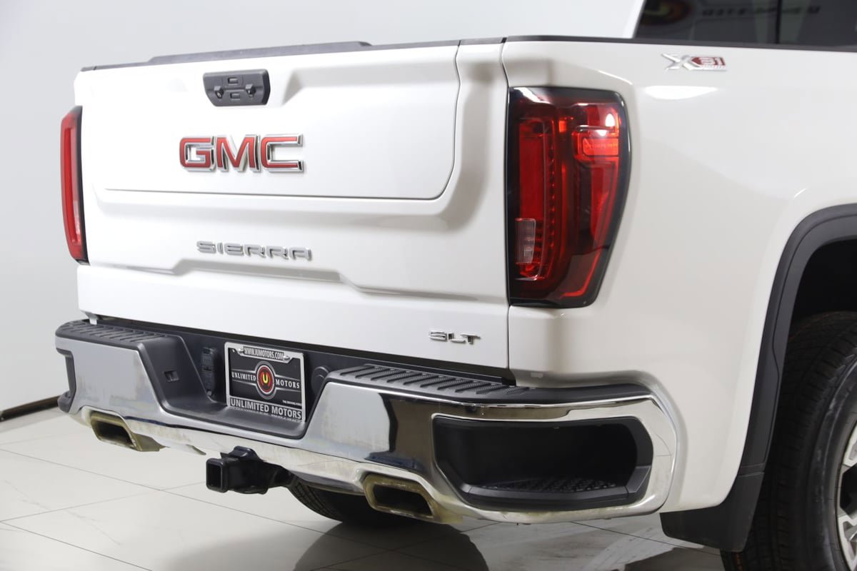 Used 2023 GMC Sierra 1500 SLT w/ SLT Convenience Package AWD/4WD image 46