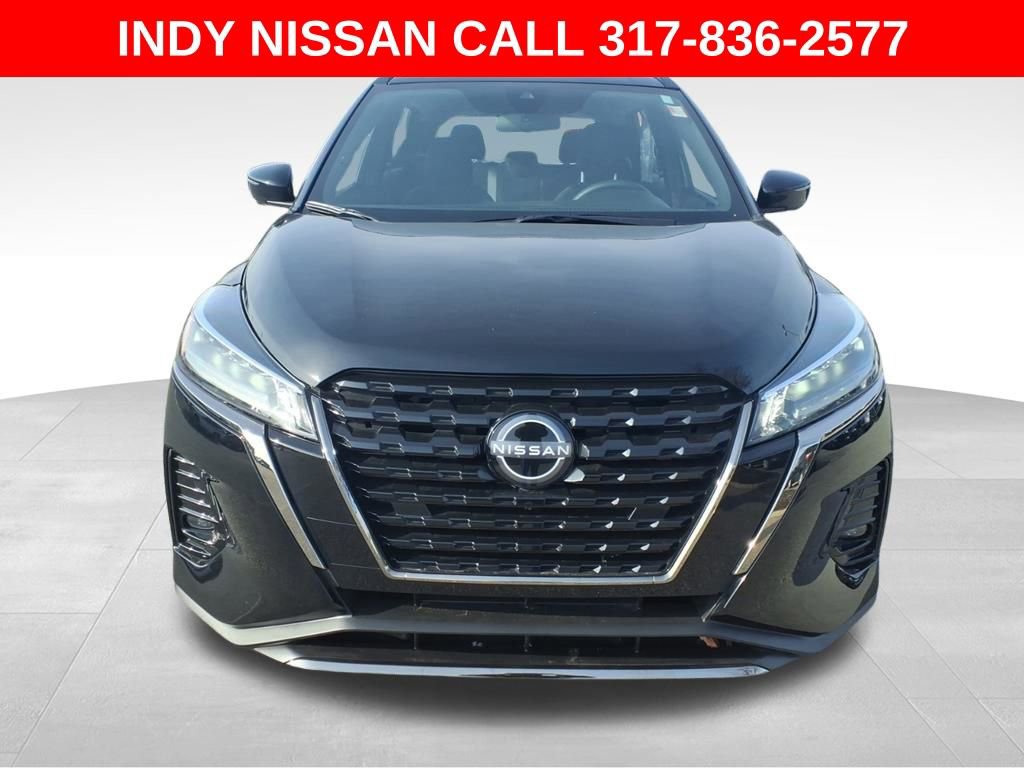 Used 2024 Nissan Kicks SR image 3