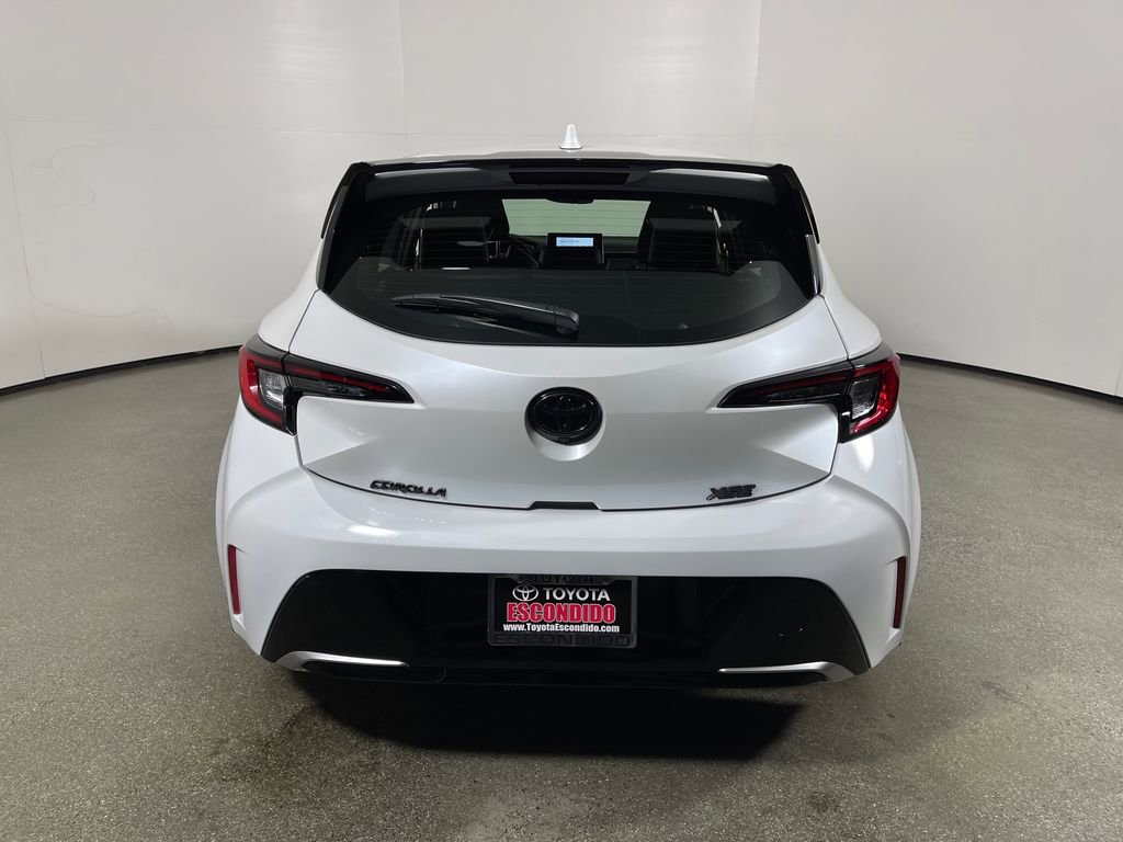 Used 2025 Toyota Corolla XSE FWD image 4