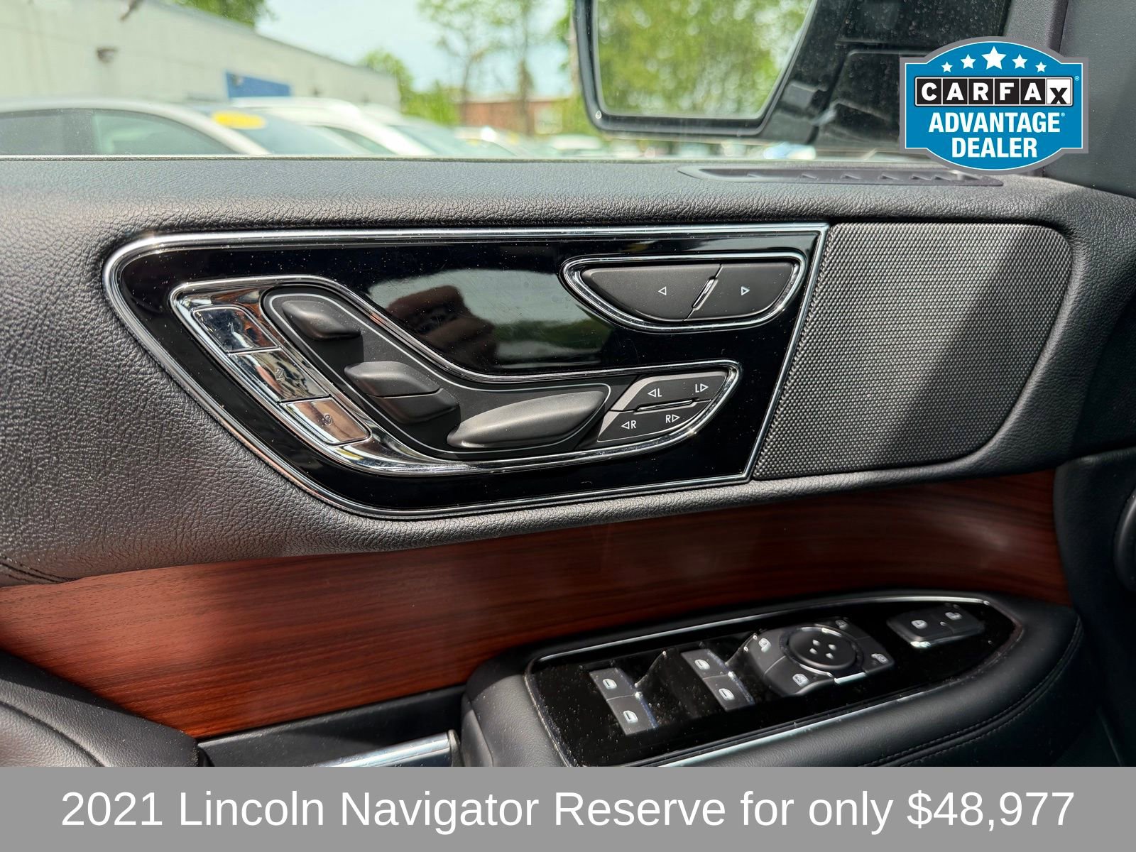 Used 2021 Lincoln Navigator Reserve AWD/4WD image 17