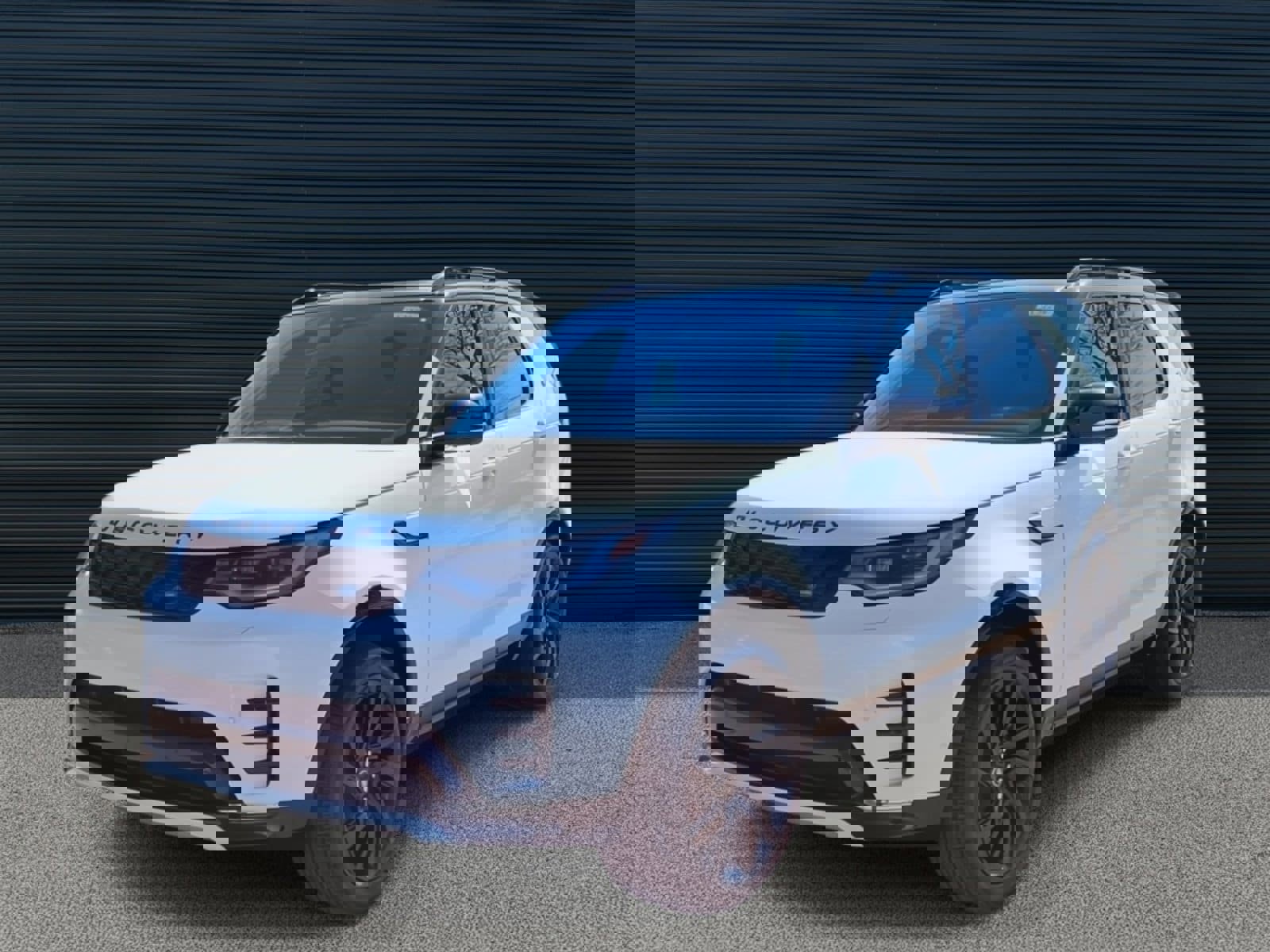 New 2025 Land Rover Discovery Dynamic SE