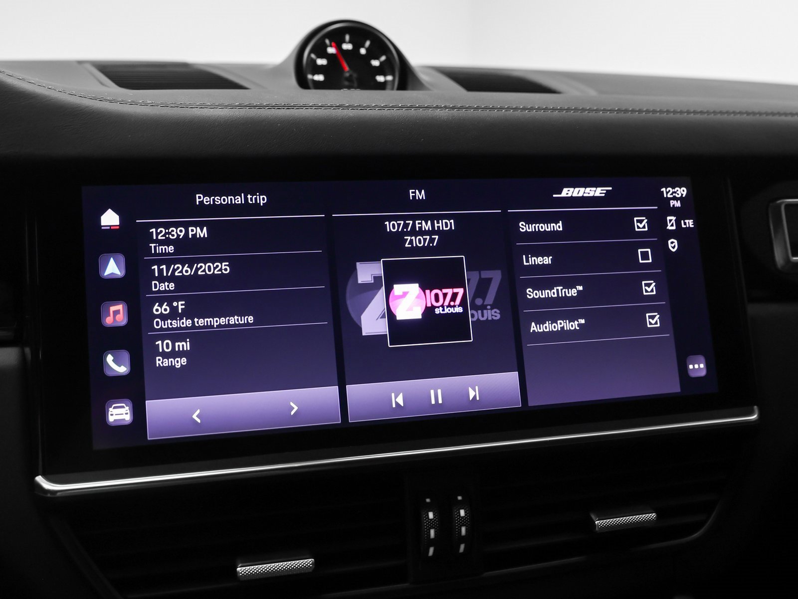 Used 2023 Porsche Cayenne GTS image 45