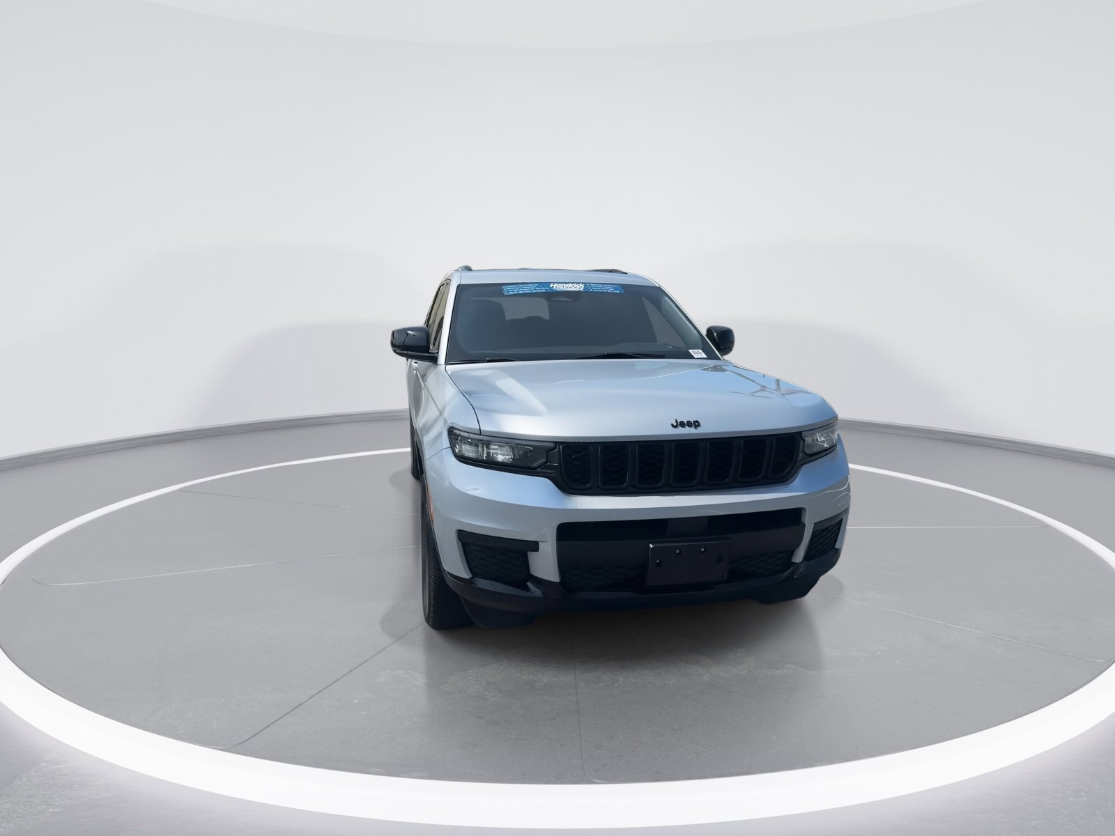 Used 2024 Jeep Grand Cherokee L Laredo AWD/4WD image 3