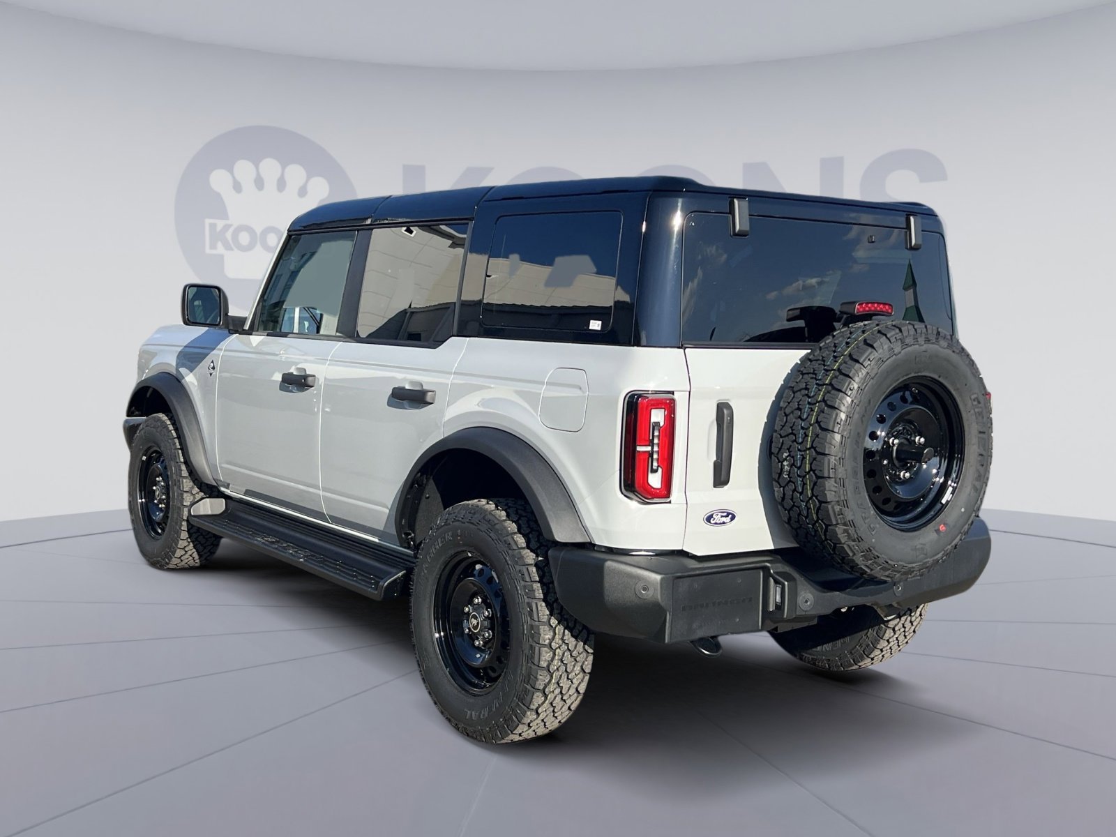 New 2026 Ford Bronco Outer Banks image 4