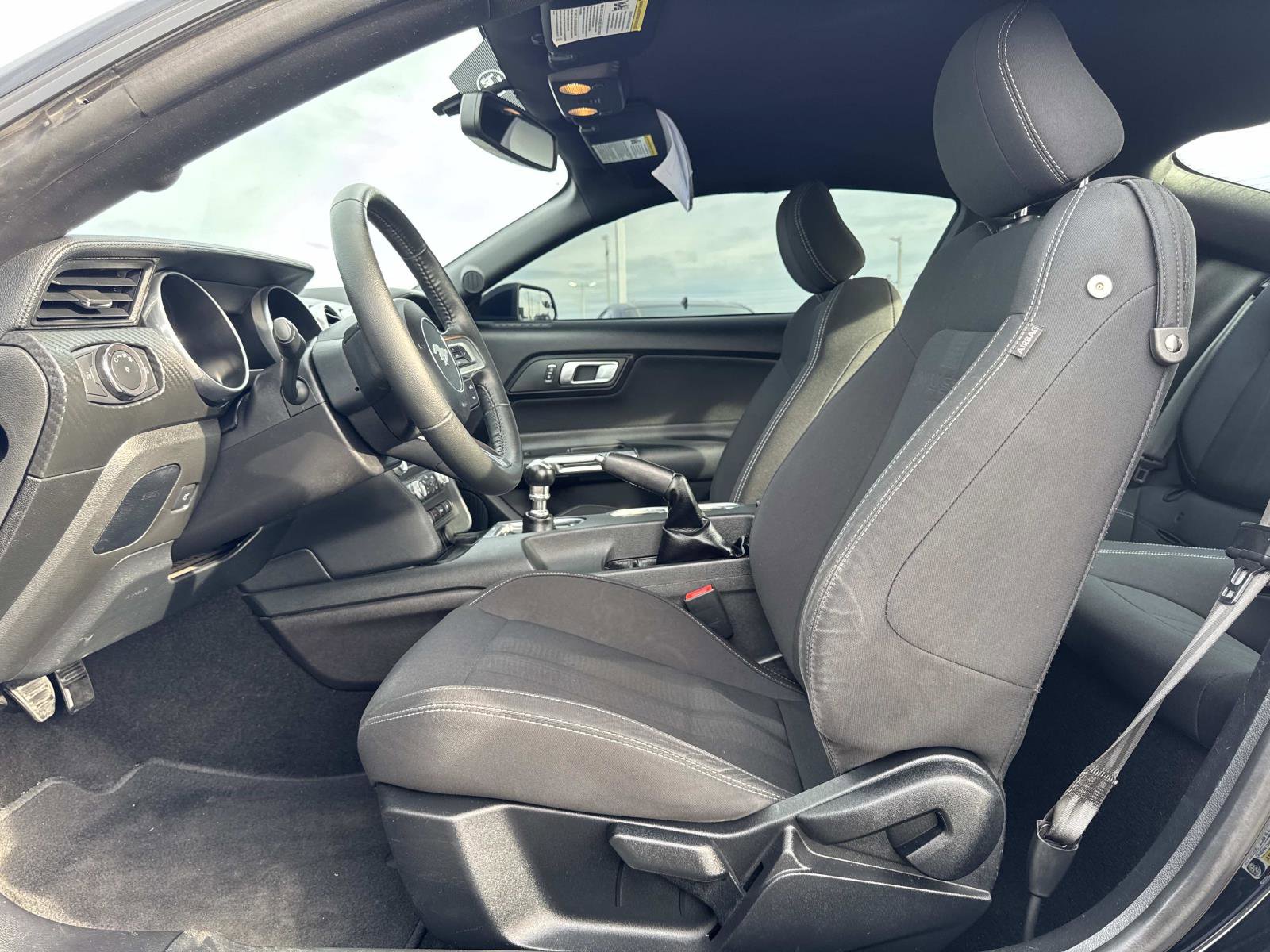Used 2019 Ford Mustang Coupe image 21