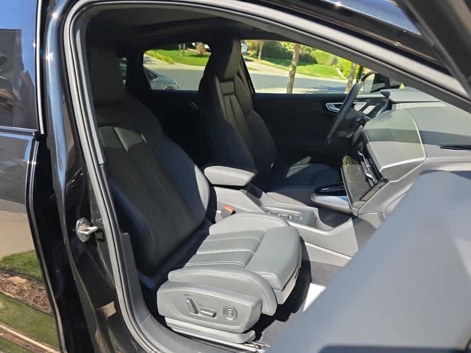 Used 2023 Audi Q4 e-tron Premium Plus AWD/4WD image 19