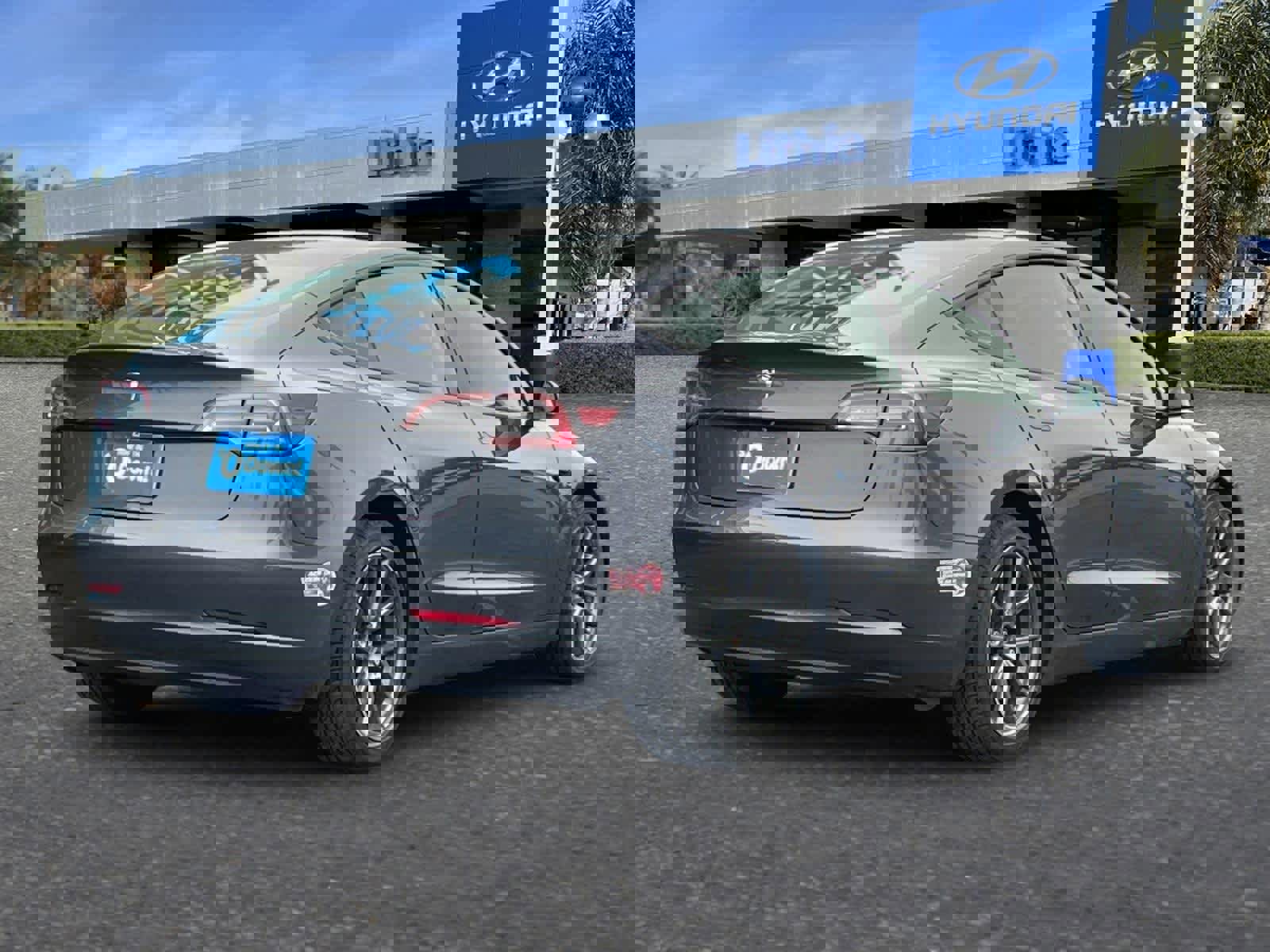 Used 2023 Tesla Model 3 Standard Range image 3