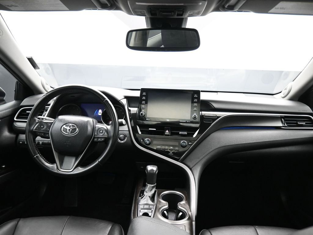 Used 2021 Toyota Camry XSE w/ Navigation Package image 38