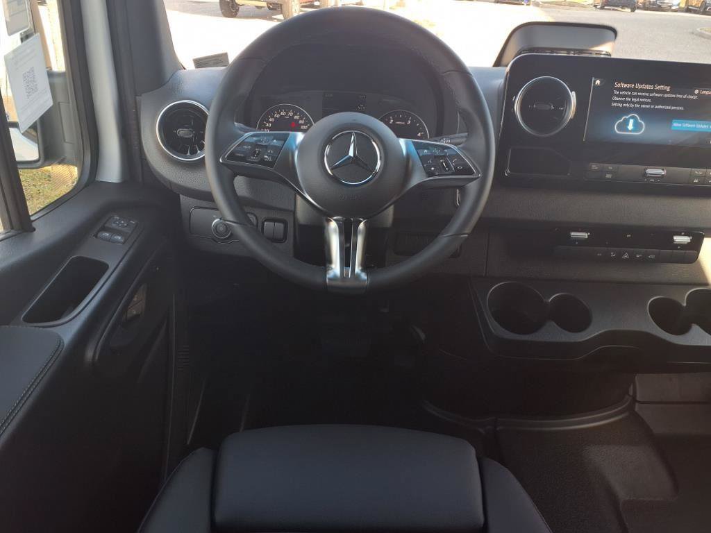 New 2025 Mercedes-Benz Sprinter 3500 image 14