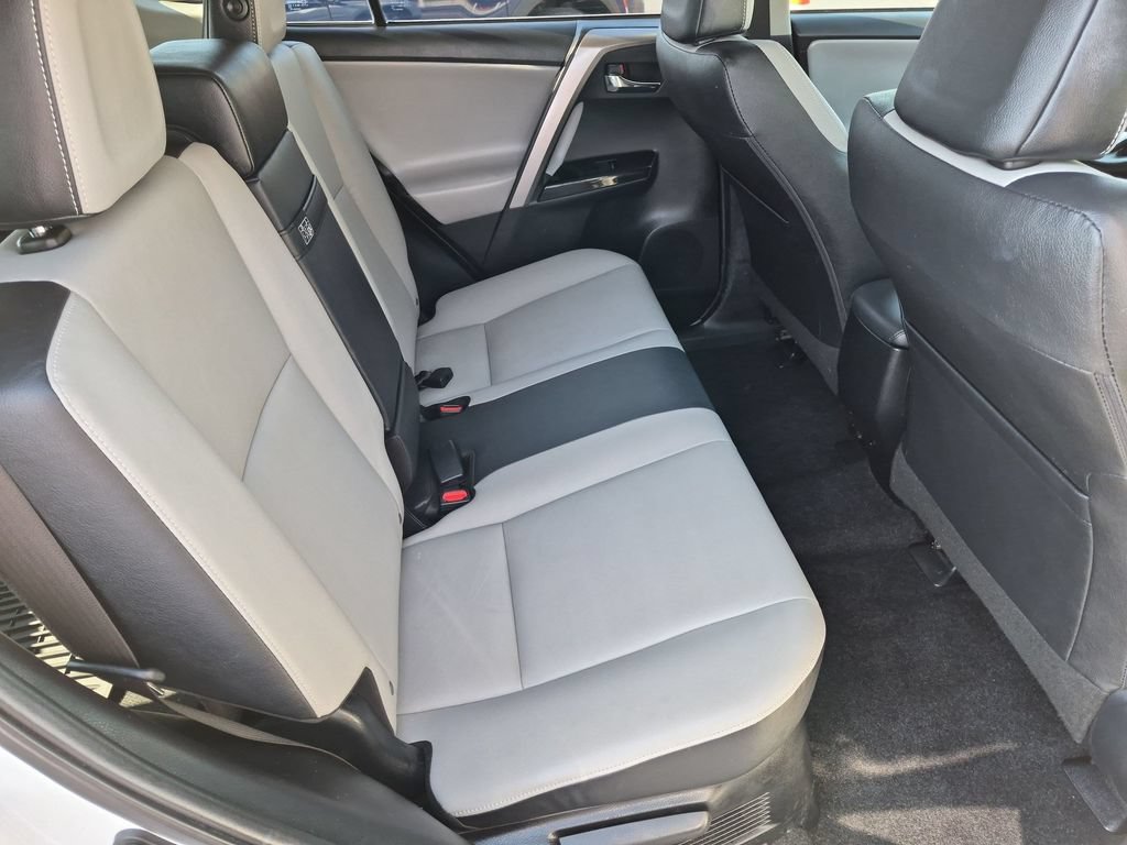 Used 2018 Toyota RAV4 Limited w/ Advanced Technology Package AWD/4WD image 29