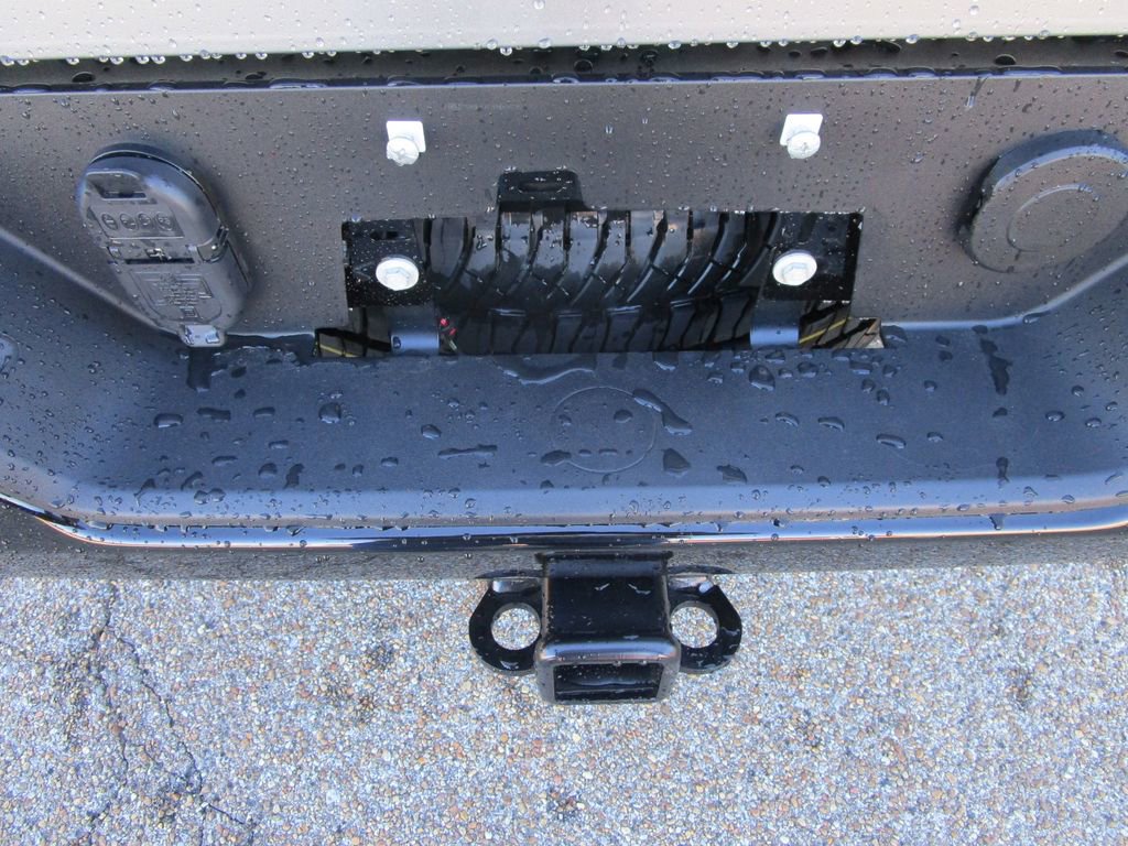 New 2026 Chevrolet Silverado 2500 Custom w/ Custom Value Package image 15