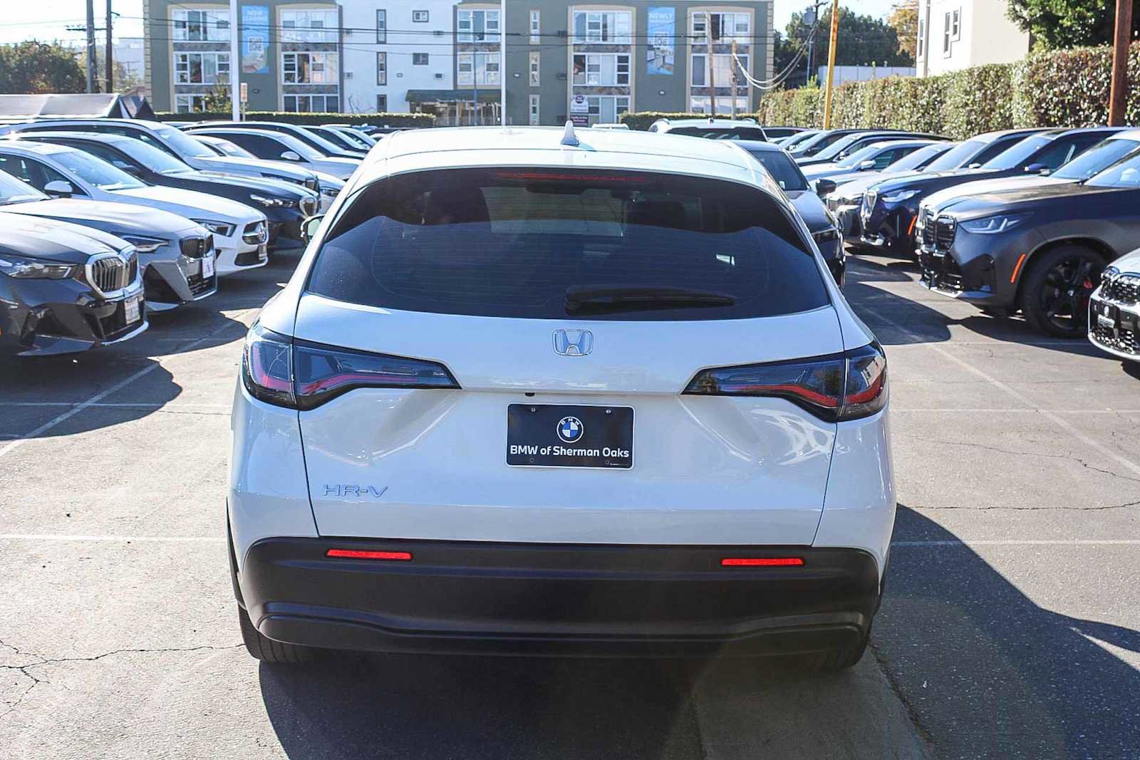 Used 2023 Honda HR-V LX image 5