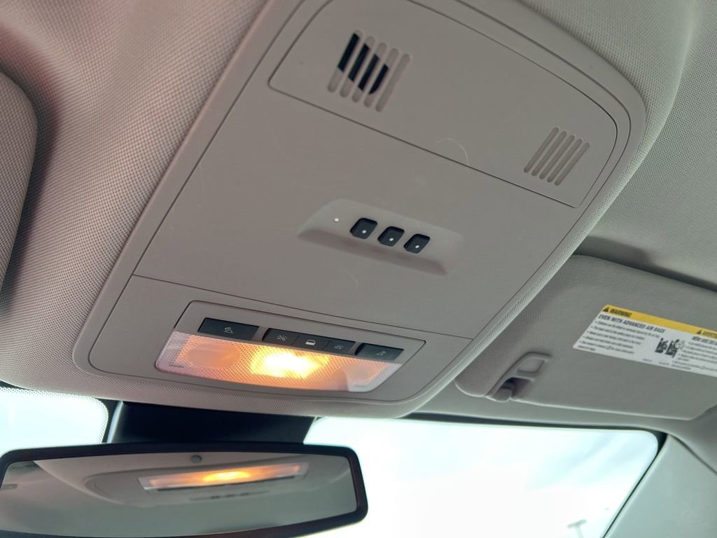 Used 2011 Buick LaCrosse CXL image 23