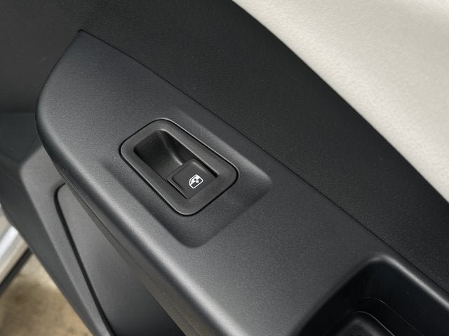 New 2026 Volkswagen Taos S FWD image 17