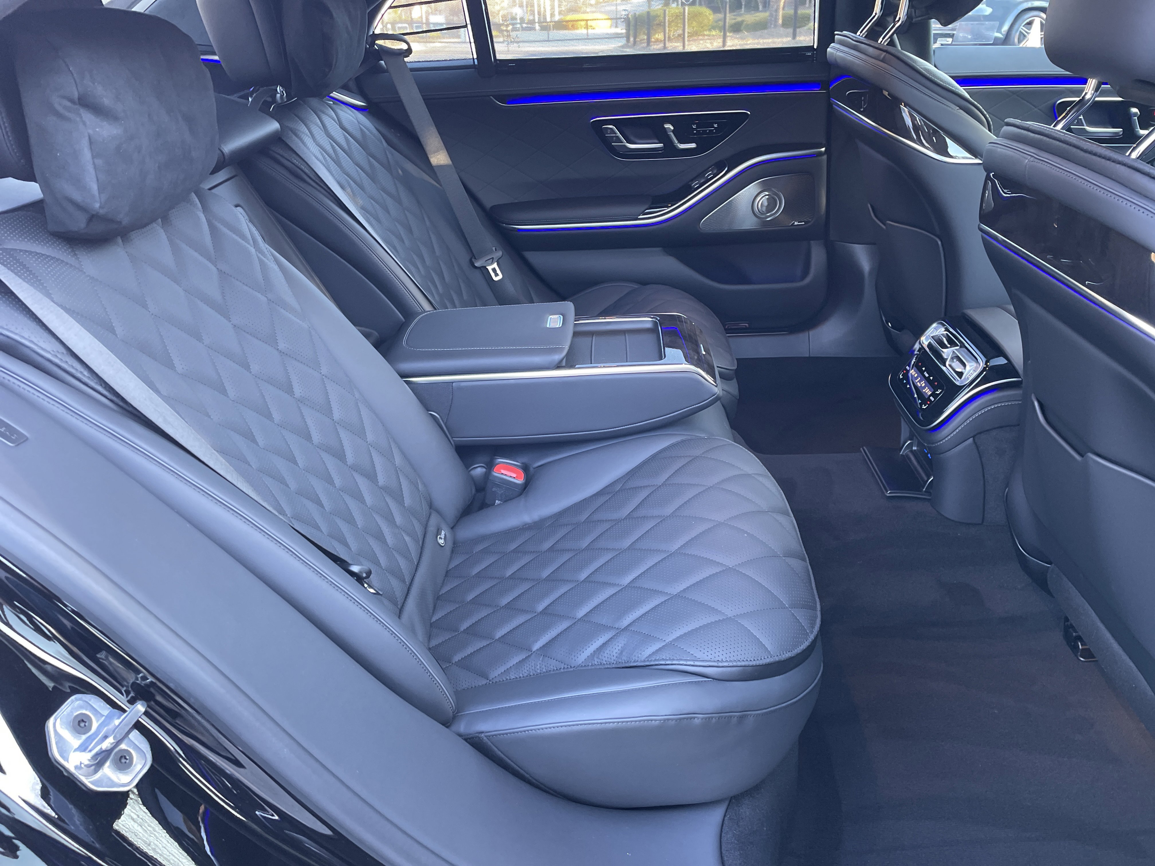 New 2026 Mercedes-Benz S 580 4MATIC Sedan image 39