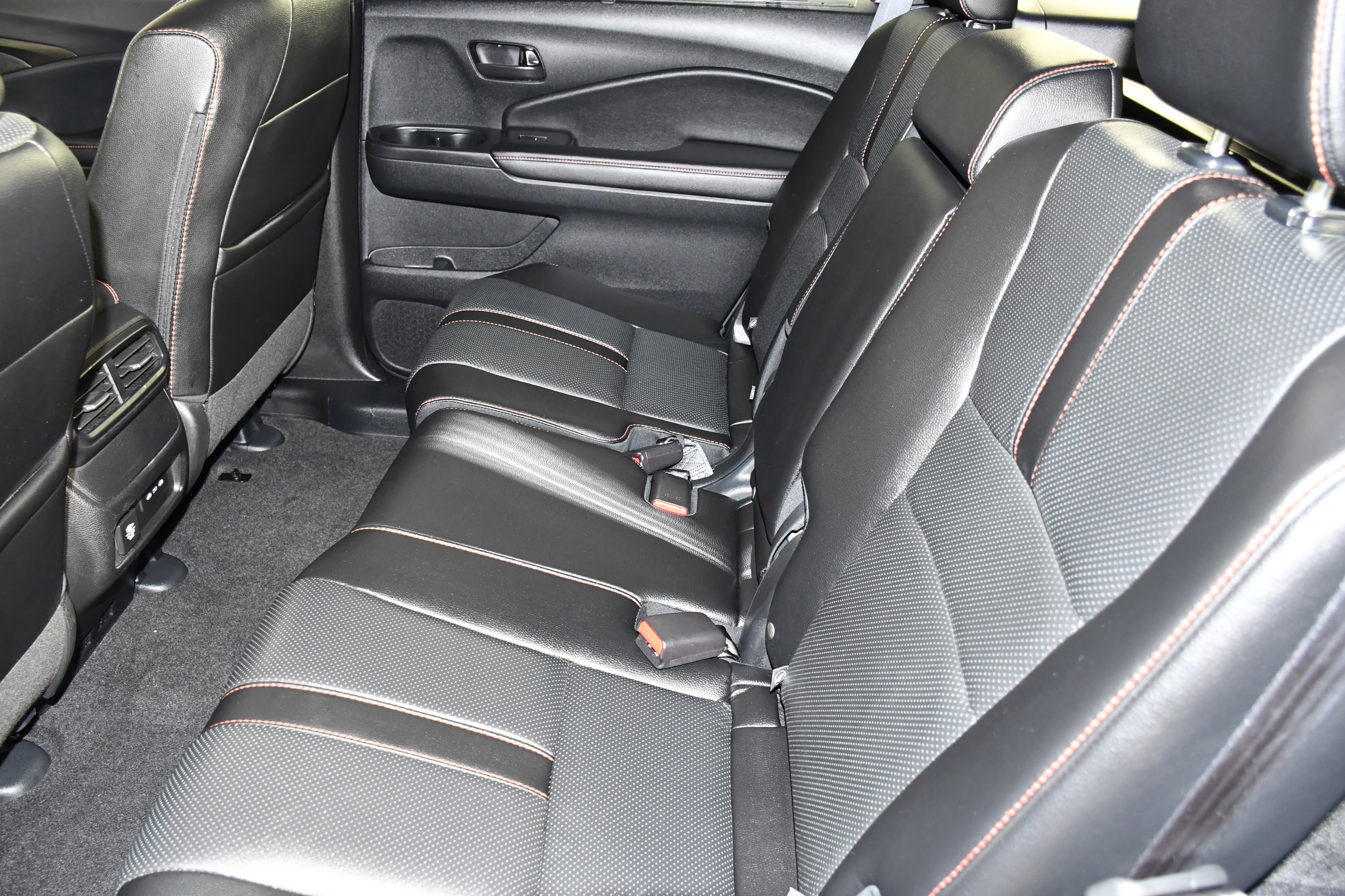 Certified 2024 Honda Passport TrailSport image 49