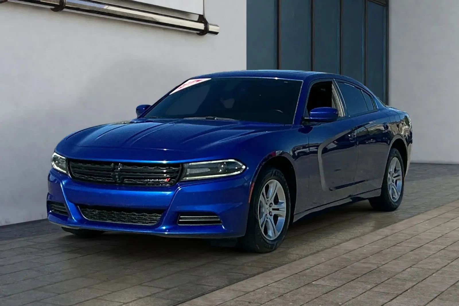 Used 2021 Dodge Charger SXT w/ Leather Interior Group image 7