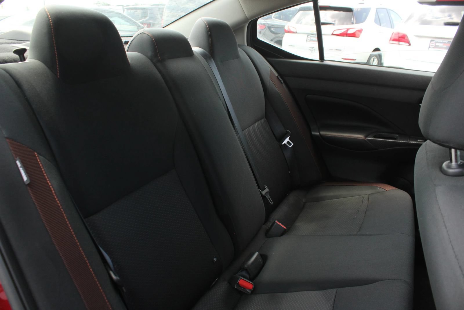 Used 2020 Nissan Versa SR FWD image 19