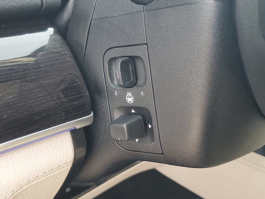 Used 2022 Mercedes-Benz GLE 450 4MATIC image 18