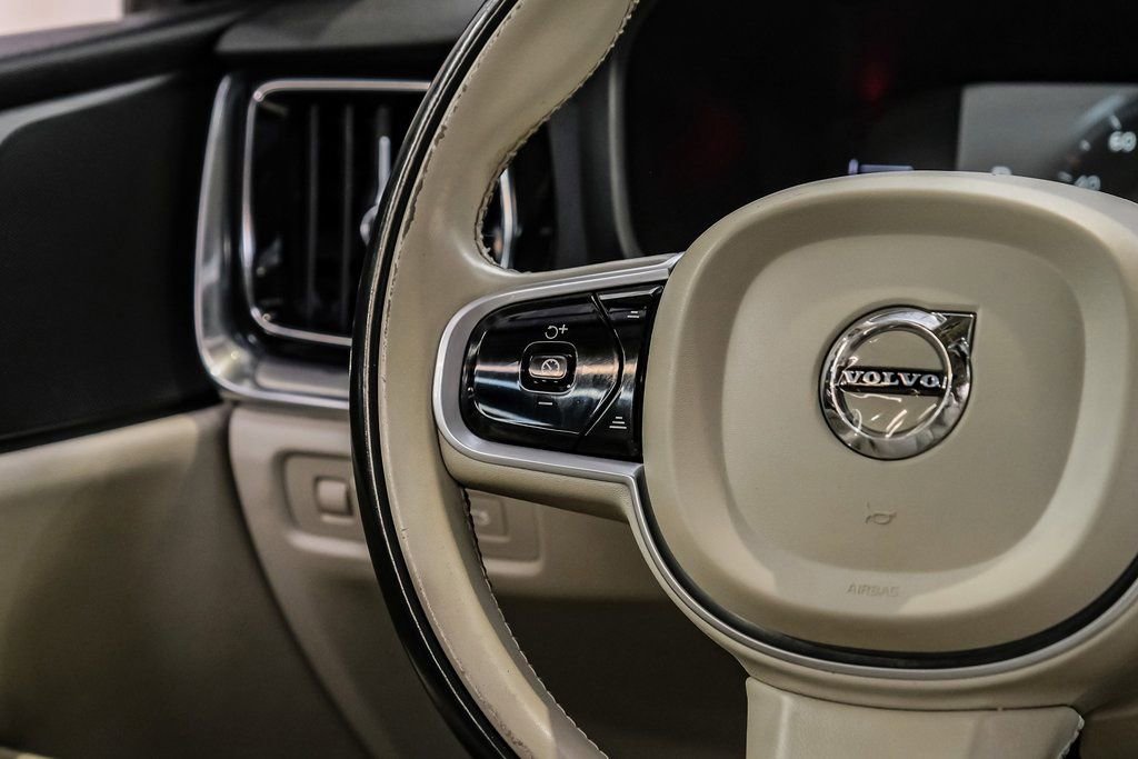 Used 2019 Volvo S60 T5 Momentum w/ Premium Package image 19