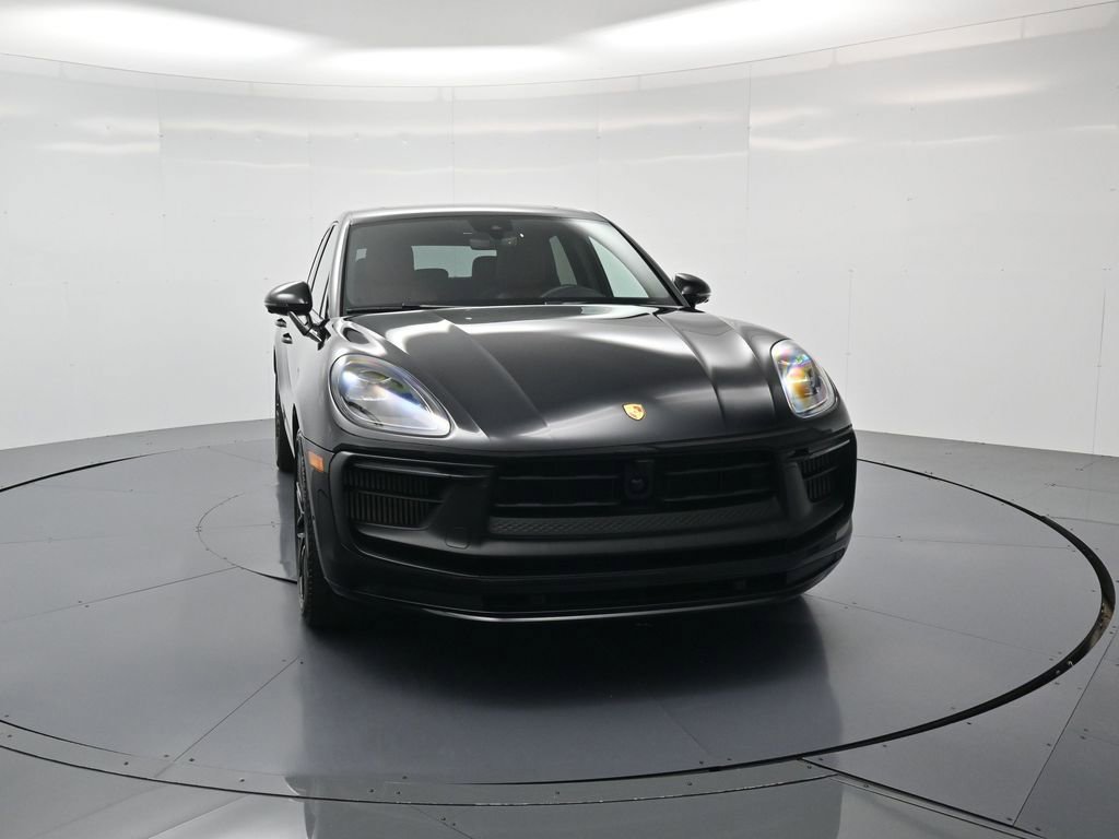 Certified 2023 Porsche Macan GTS image 33