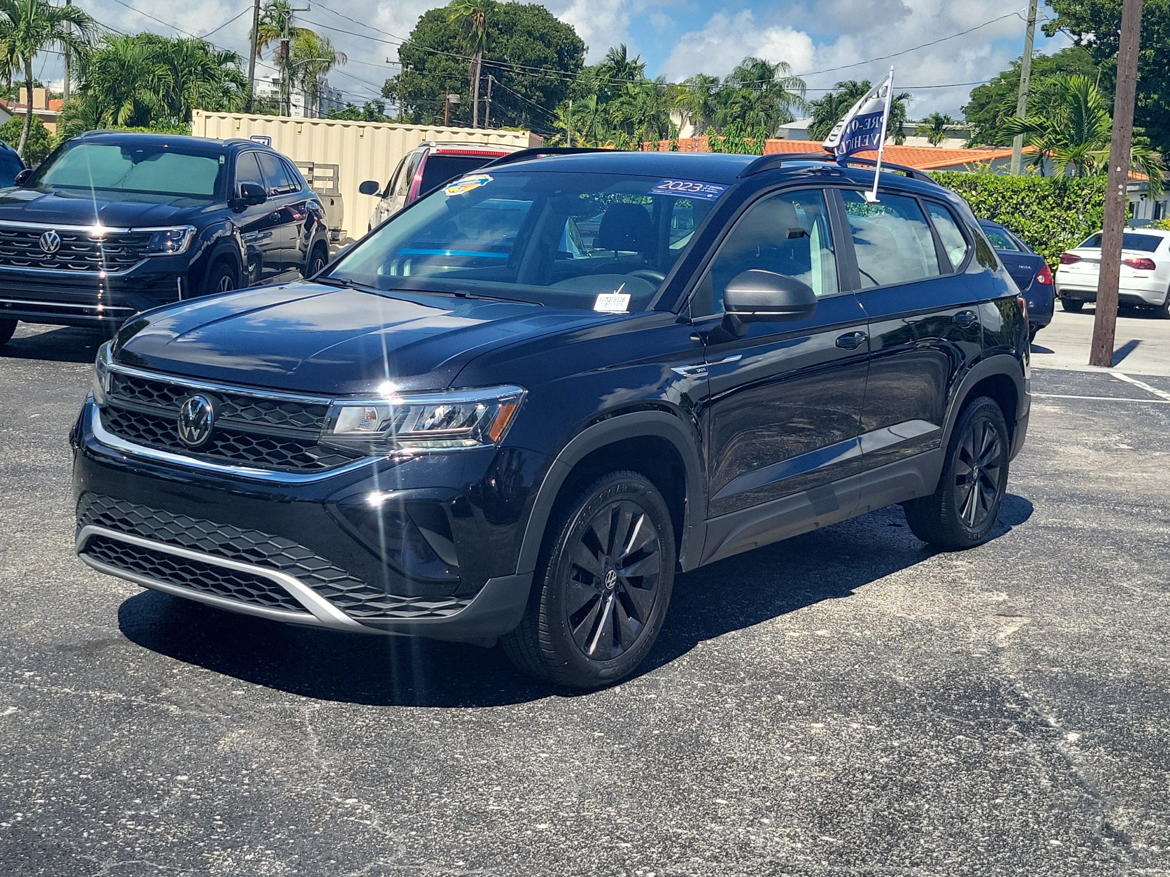 Certified 2023 Volkswagen Taos S FWD image 2