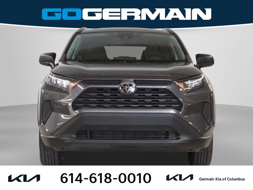 Used 2021 Toyota RAV4 LE AWD/4WD image 3