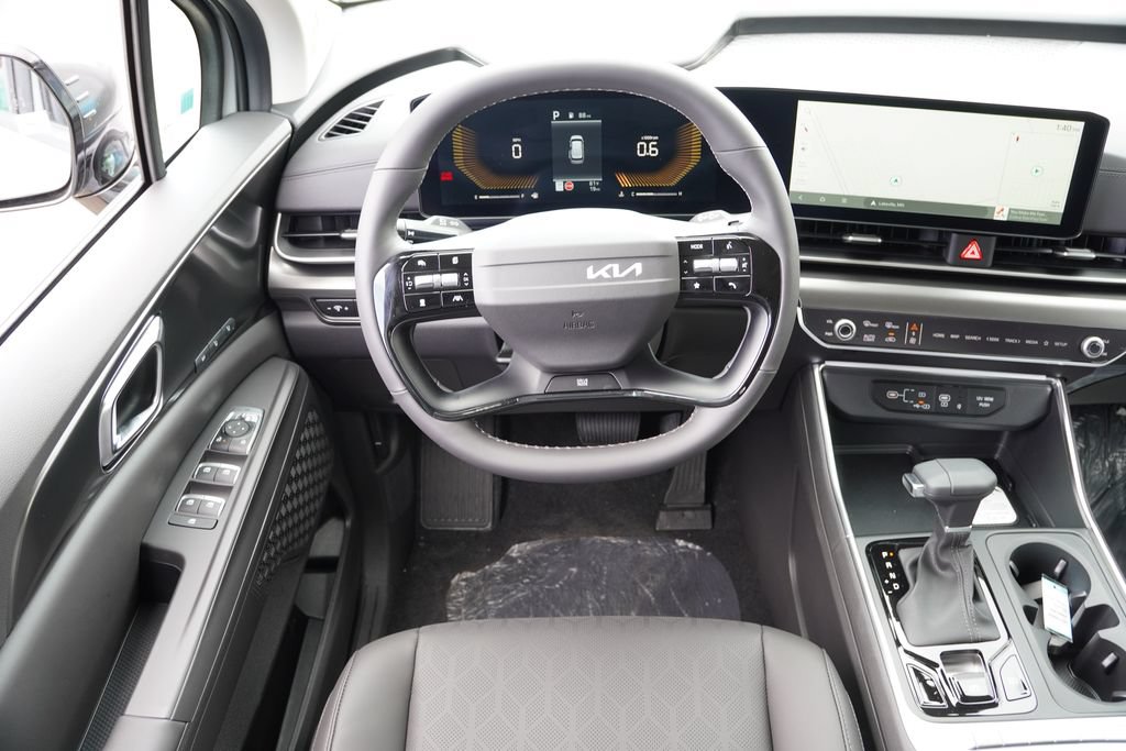 New 2027 Kia Carnival EX FWD image 14