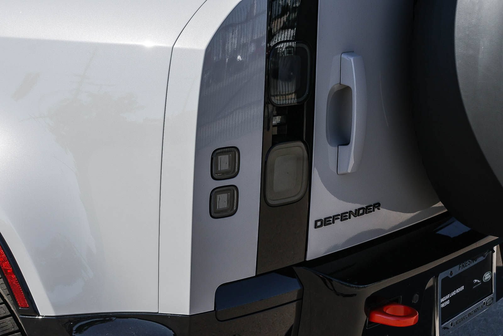 New 2026 Land Rover Defender 110 X AWD/4WD image 10