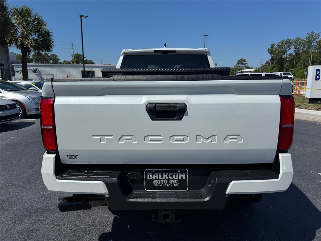 Used 2024 Toyota Tacoma TRD Sport RWD image 7