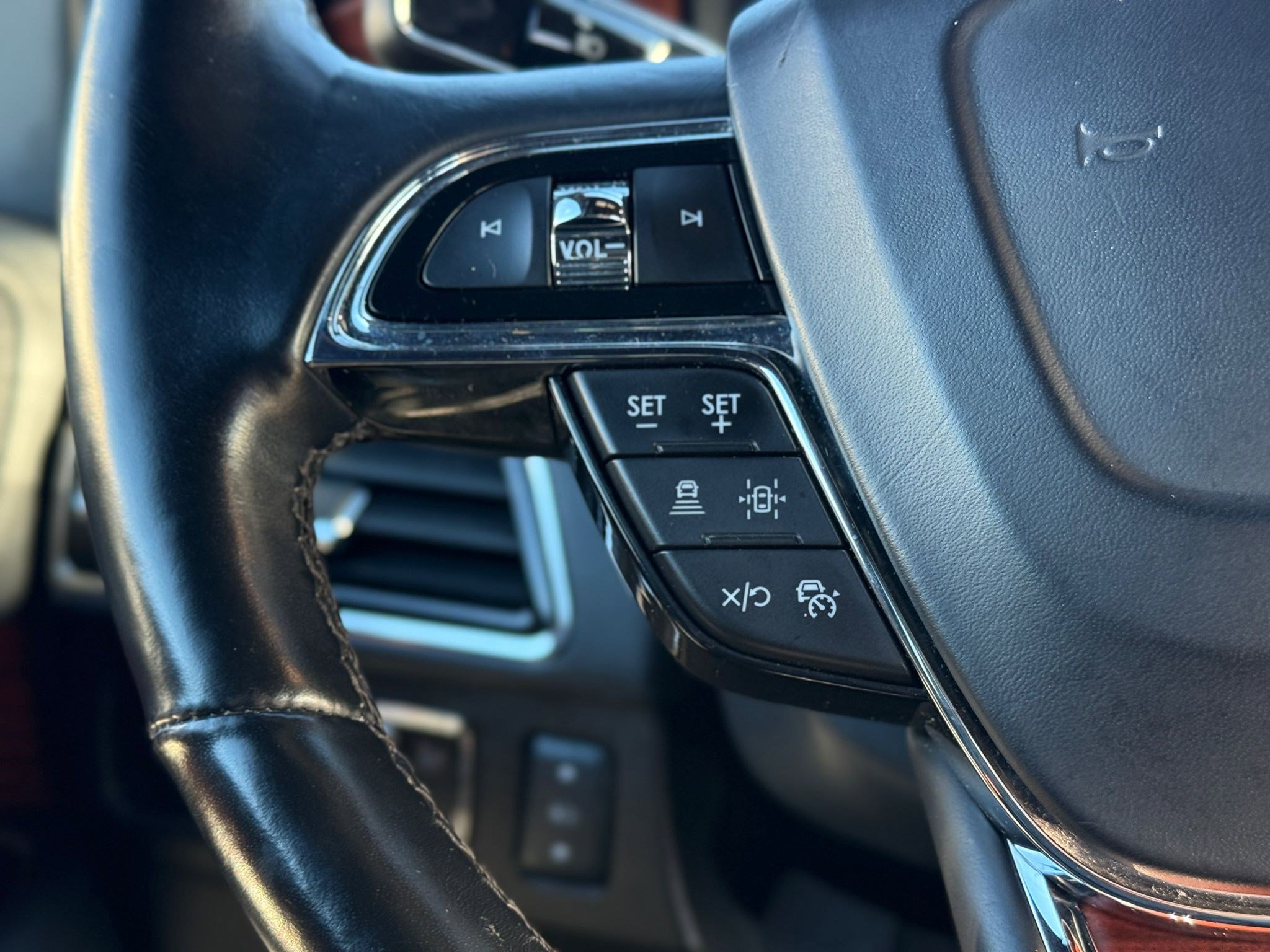 Used 2024 Lincoln Navigator L 4WD image 22