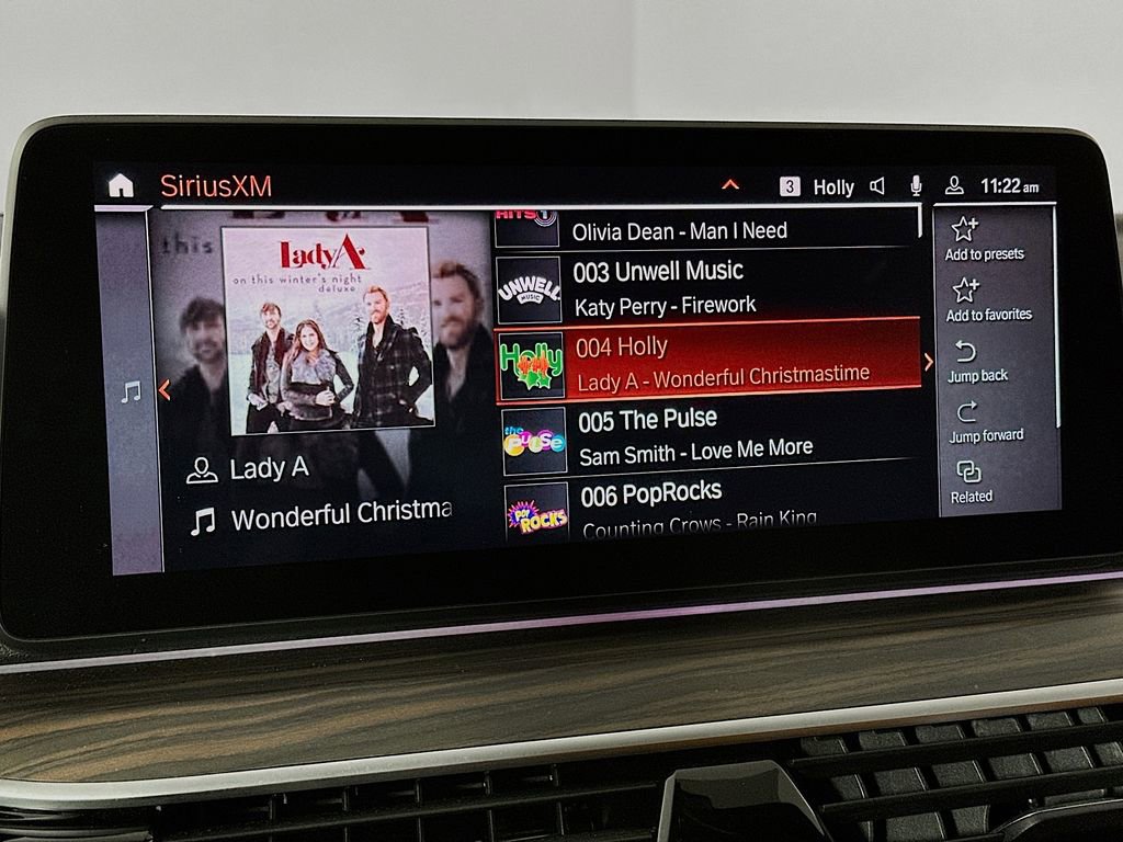 Certified 2023 BMW M550i xDrive w/ Executive Package image 21