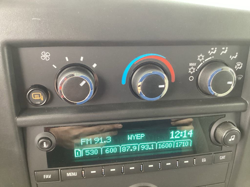 New 2025 Chevrolet Express 2500 image 32