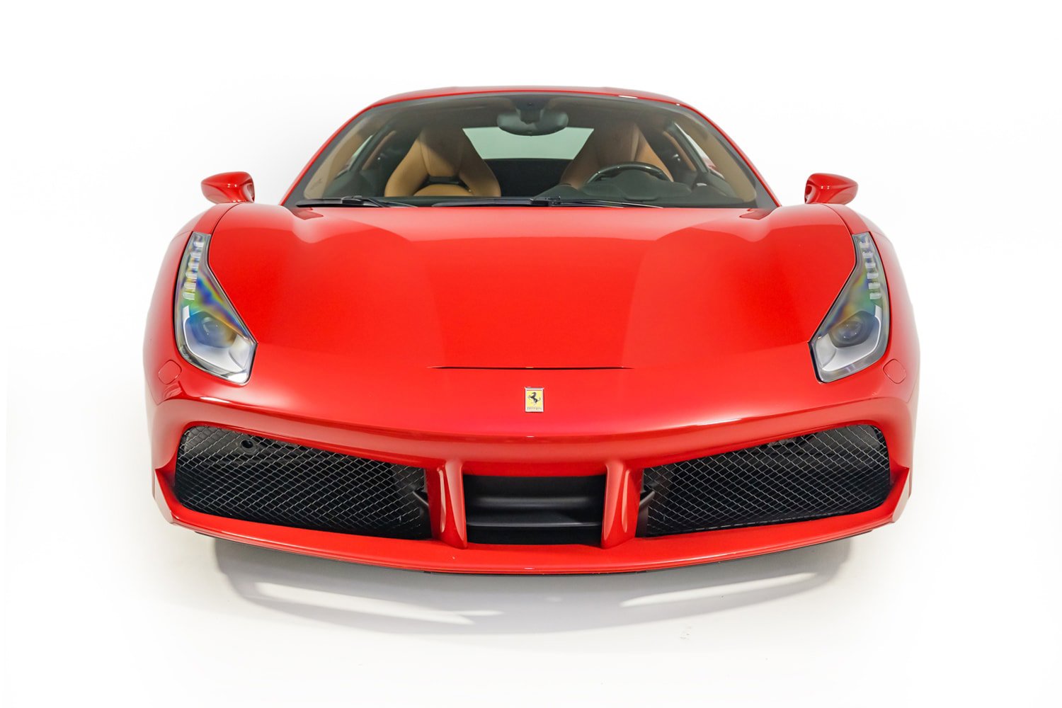 Used 2018 Ferrari 488 GTB RWD image 6