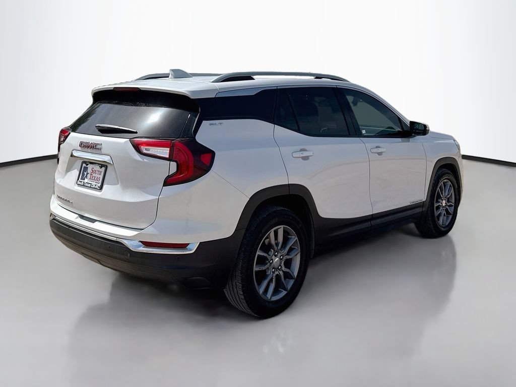 Used 2022 GMC Terrain SLT w/ Infotainment Package II FWD image 7