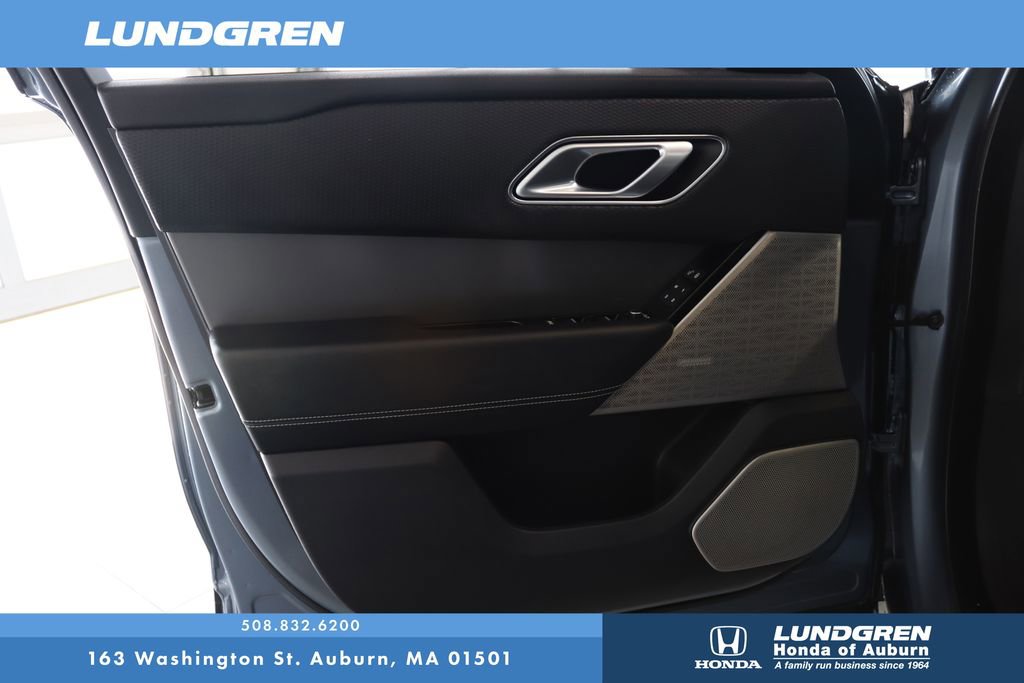 Used 2020 Land Rover Range Rover Velar S image 9