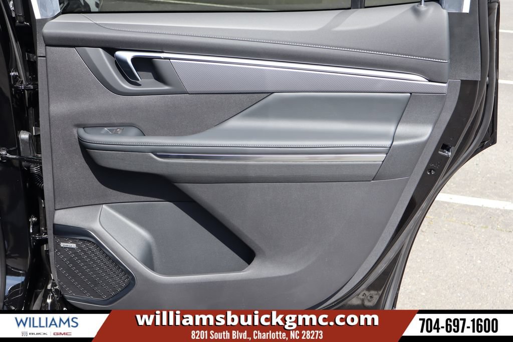 New 2026 Buick Enclave Sport Touring w/ Power Package FWD image 23