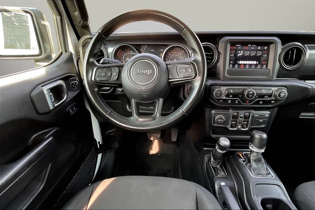 Used 2022 Jeep Gladiator Sport AWD/4WD image 9