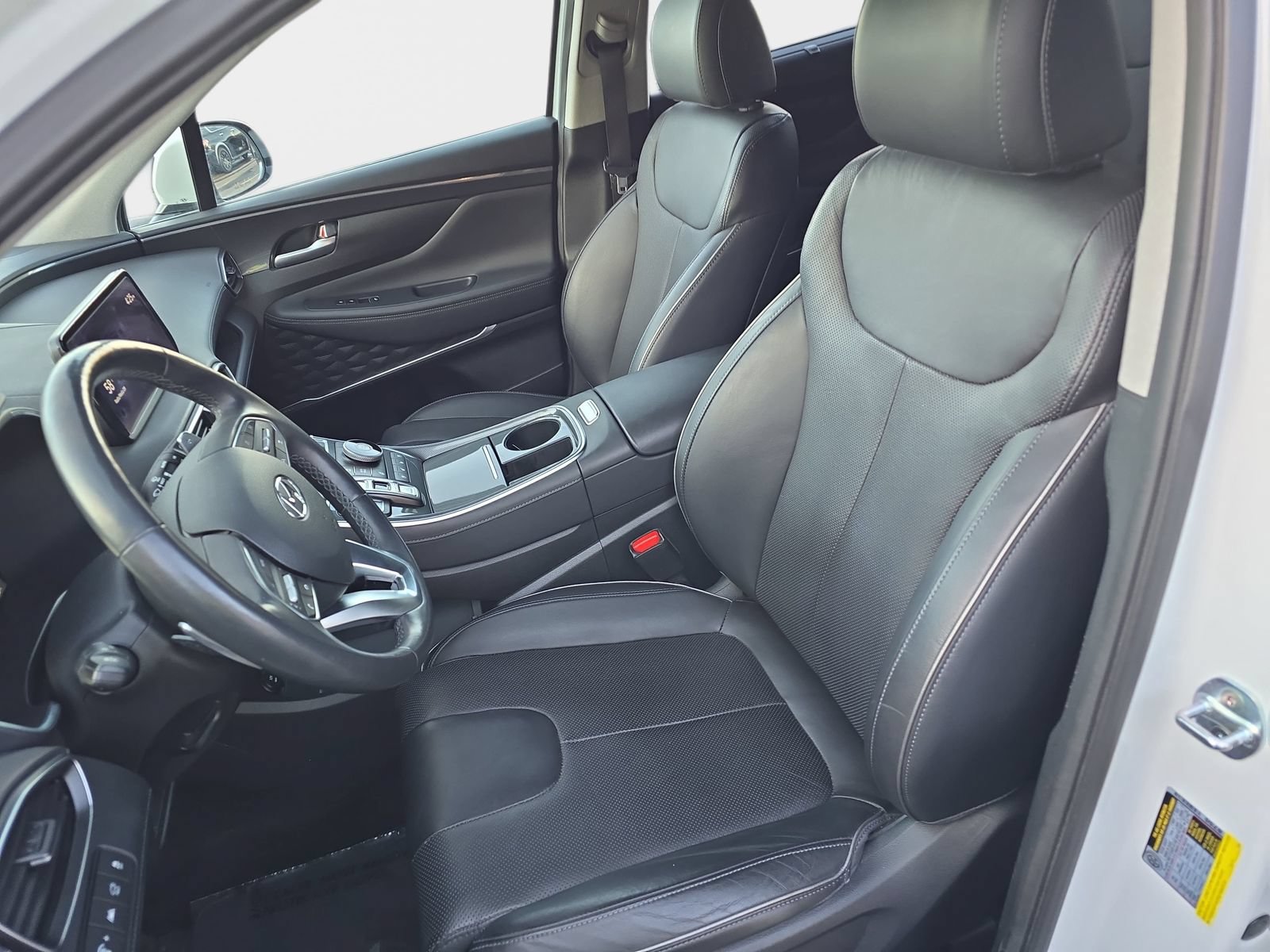 Used 2021 Hyundai Santa Fe Limited FWD image 18