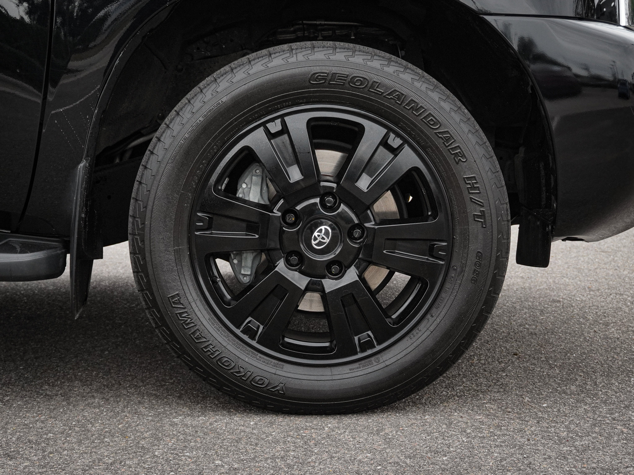 Used 2022 Toyota Sequoia TRD Sport image 13