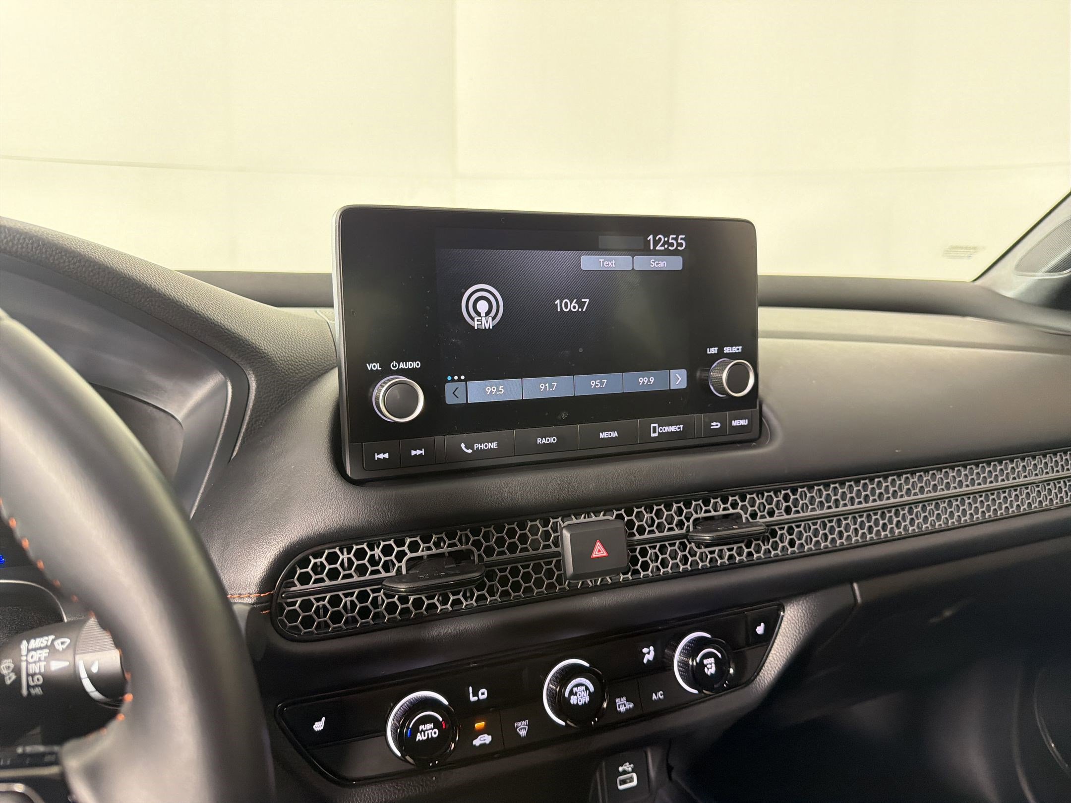 Certified 2025 Honda HR-V Sport image 23
