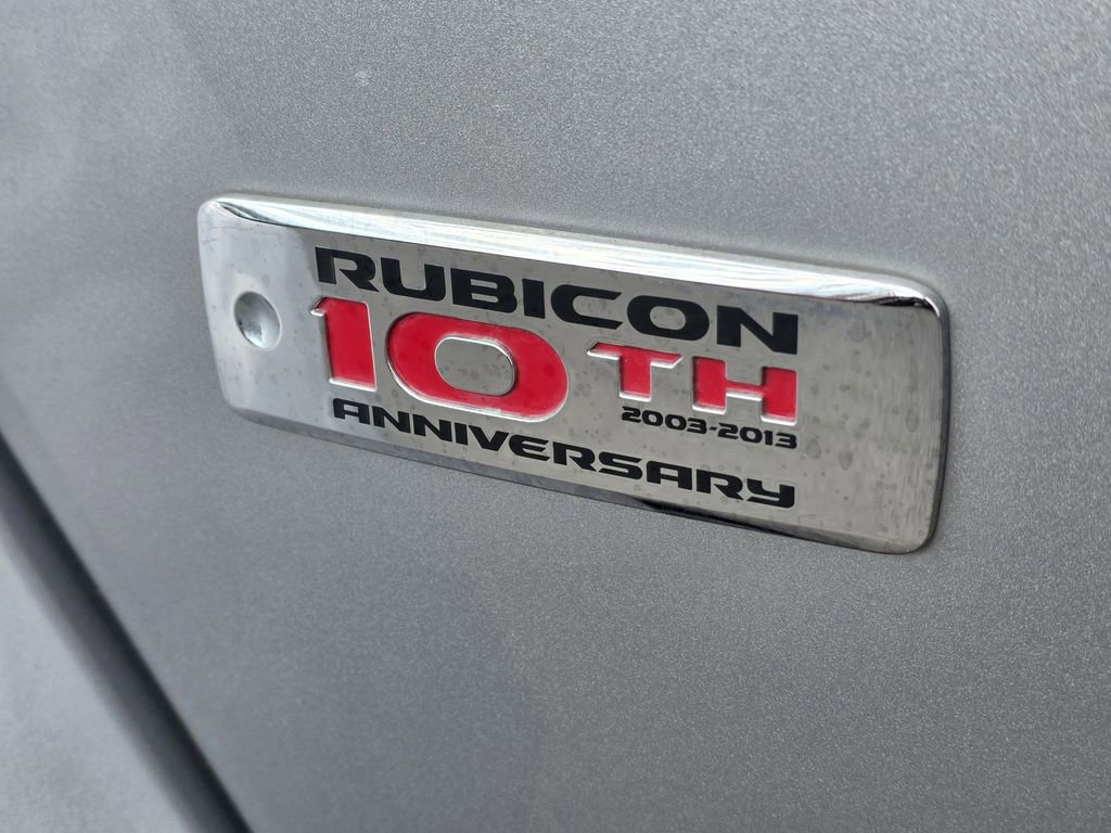 Used 2013 Jeep Wrangler Unlimited Rubicon image 10