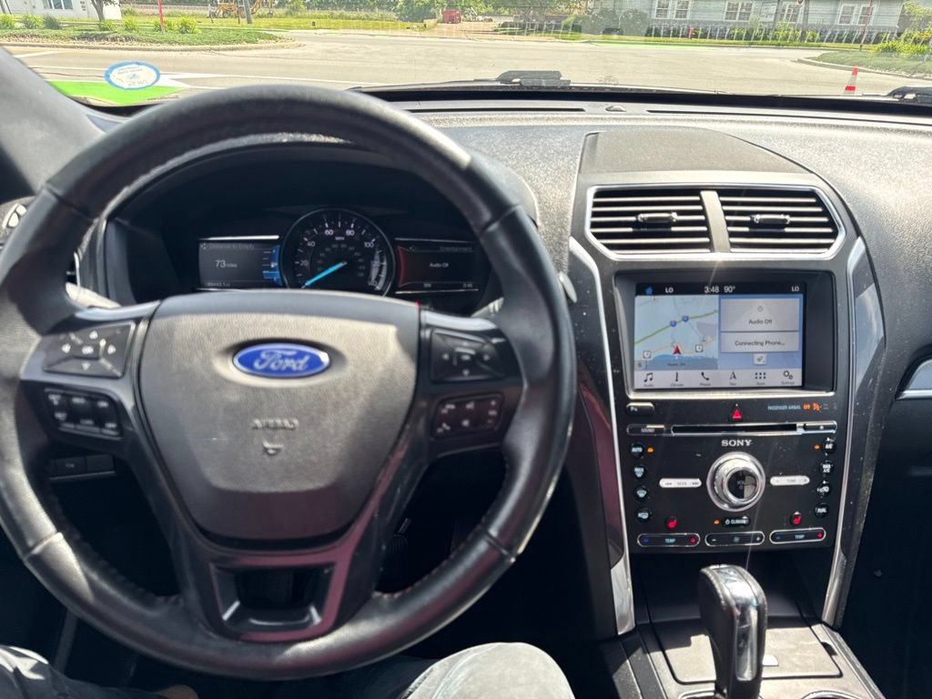 Used 2018 Ford Explorer Sport AWD/4WD image 15