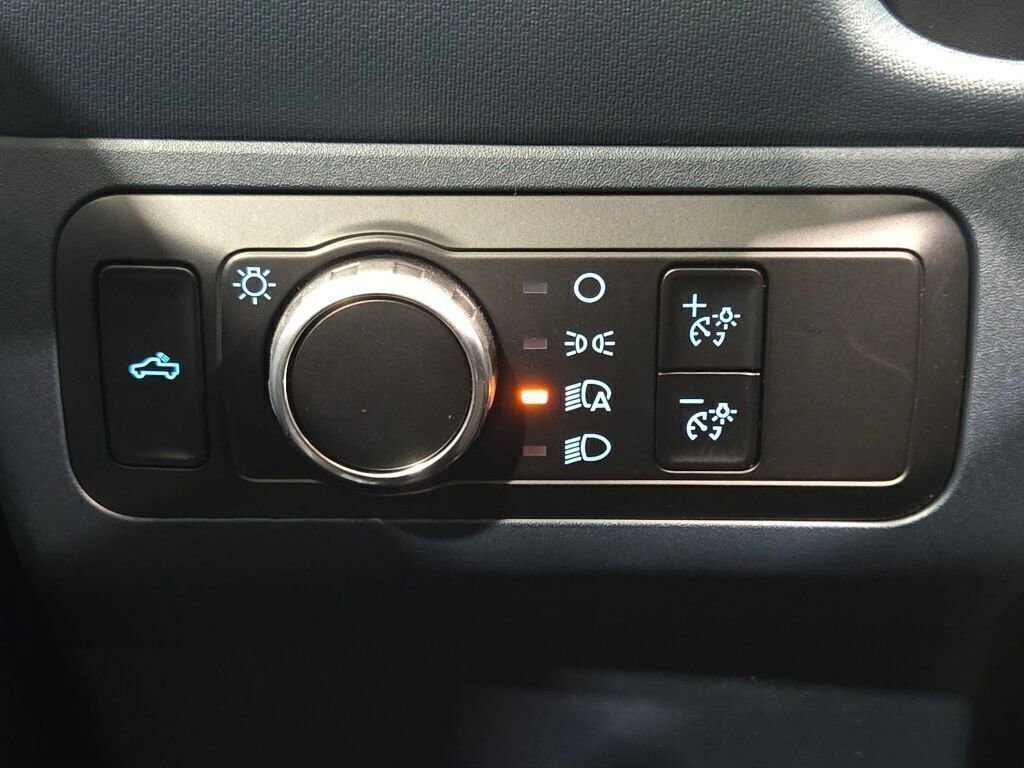 New 2025 Ford Maverick XLT w/ XLT Luxury Package image 29