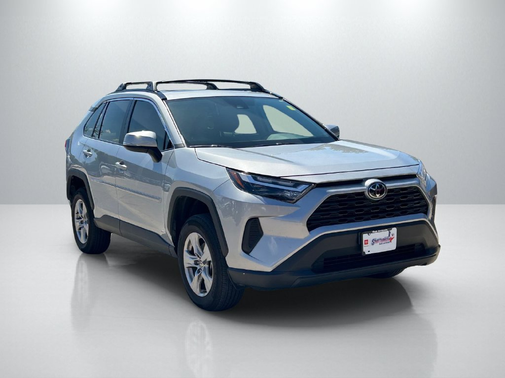 Certified 2025 Toyota RAV4 XLE w/ Convenience Package FWD image 3