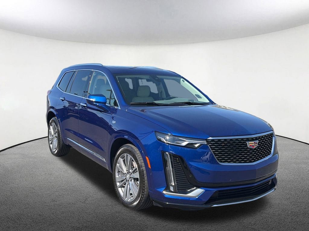 Certified 2024 Cadillac XT6 Premium Luxury w/ Technology Package AWD/4WD image 21