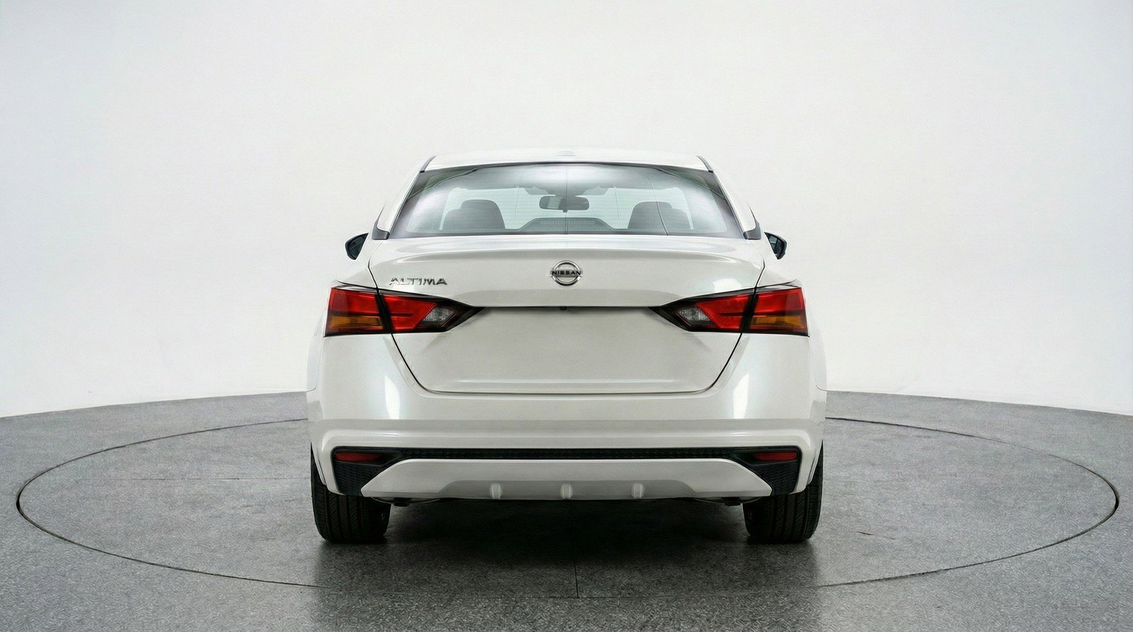 Used 2025 Nissan Altima 2.5 SV FWD image 7