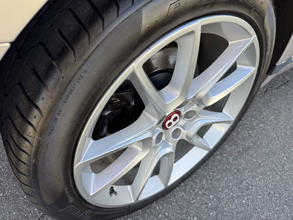 Used 2015 Bentley Continental GT image 28