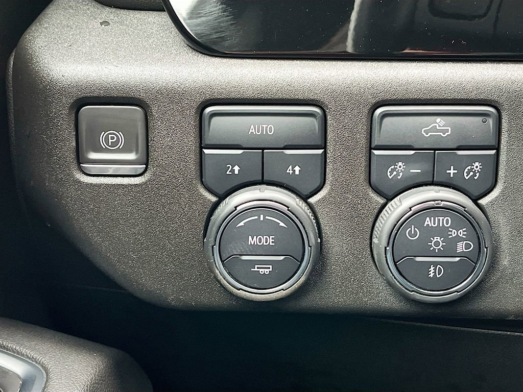 Used 2023 Chevrolet Silverado 1500 RST w/ Redline Edition image 10